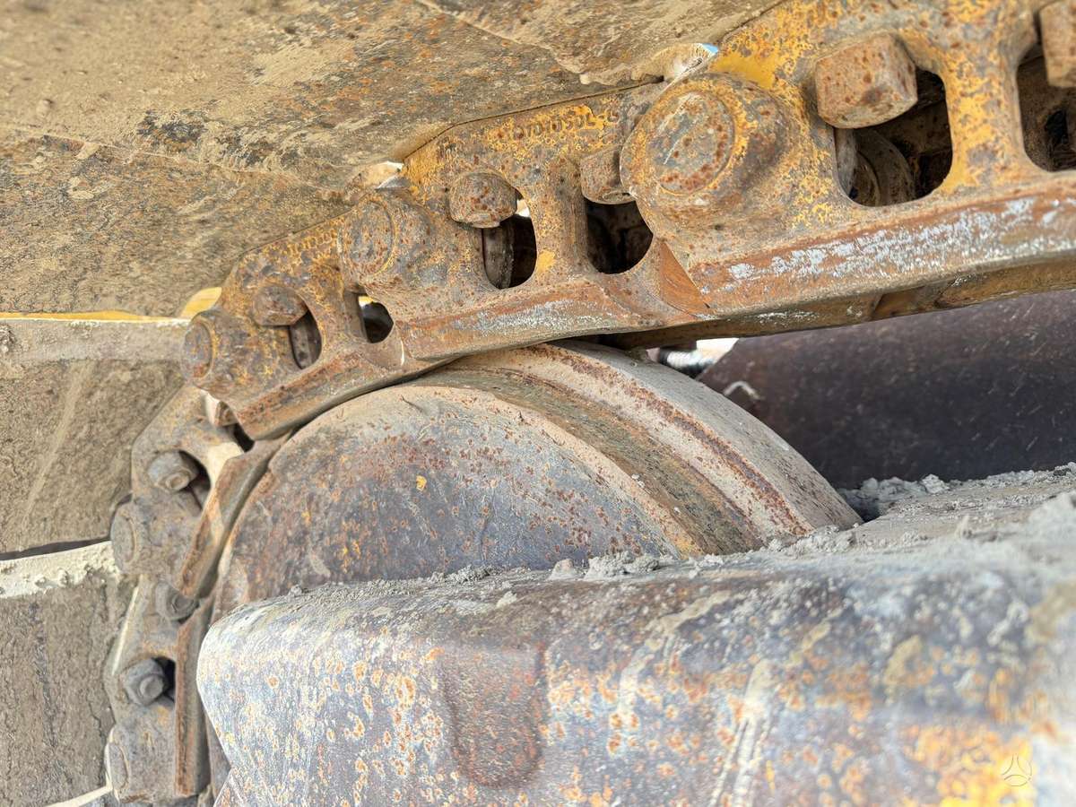 Caterpillar D6M LGP, buldozeriai