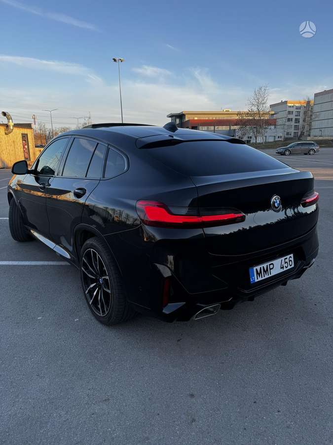 BMW X4, 2.0 l., off-road / crossover