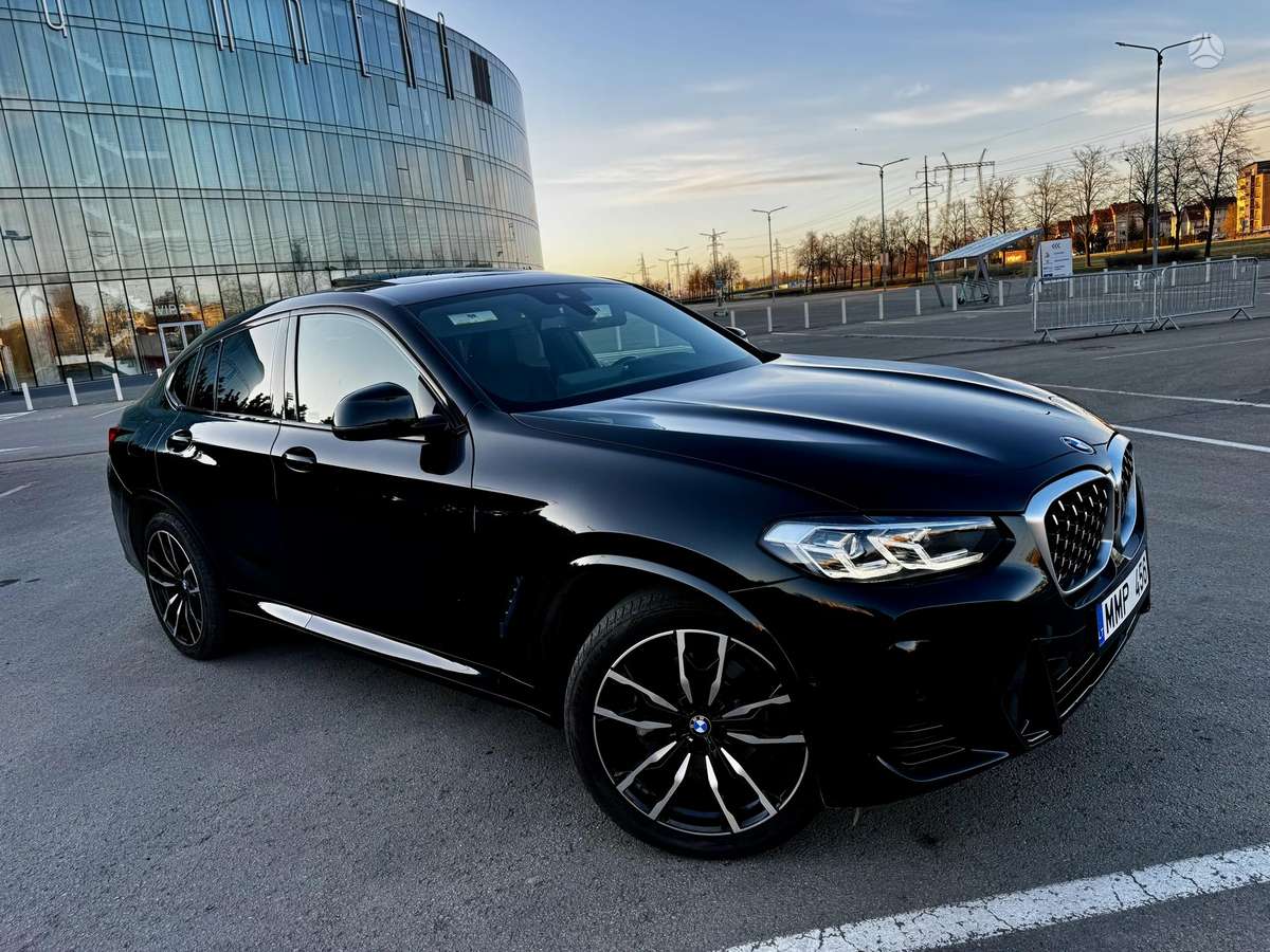 BMW X4, 2.0 l., off-road / crossover