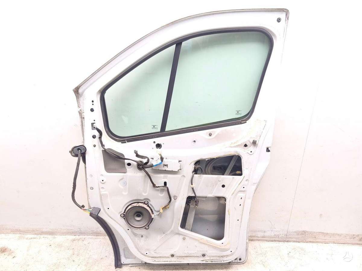 Opel Vivaro двери