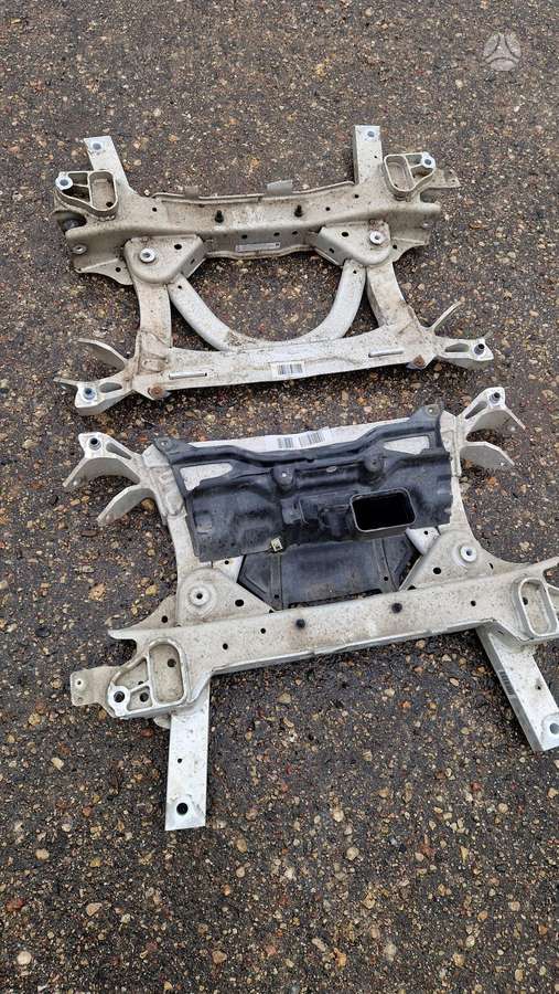 BMW i3 engine cradle
