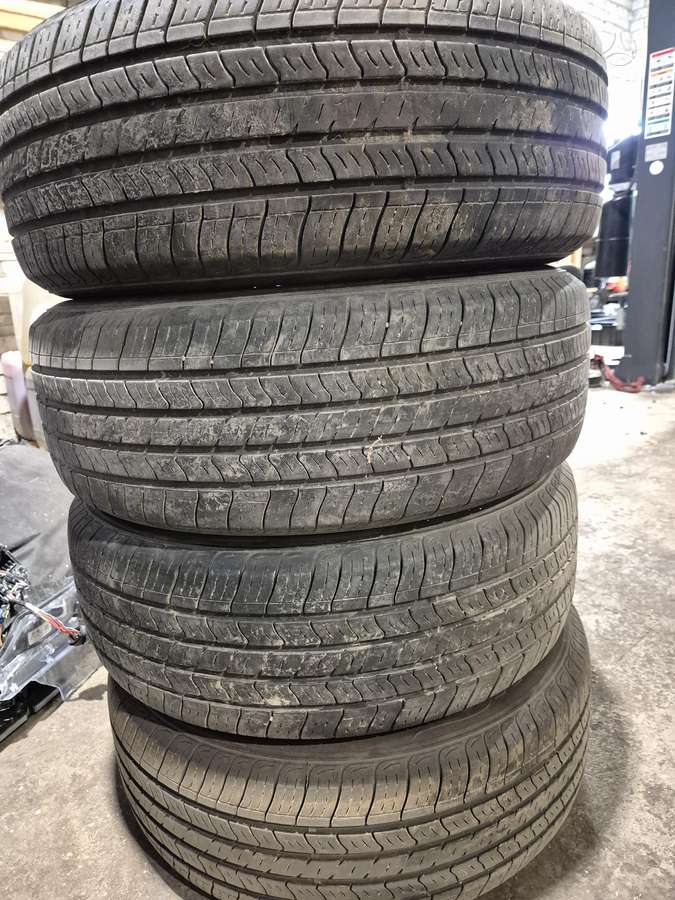 Nexen, всесезонные 235/60 R18