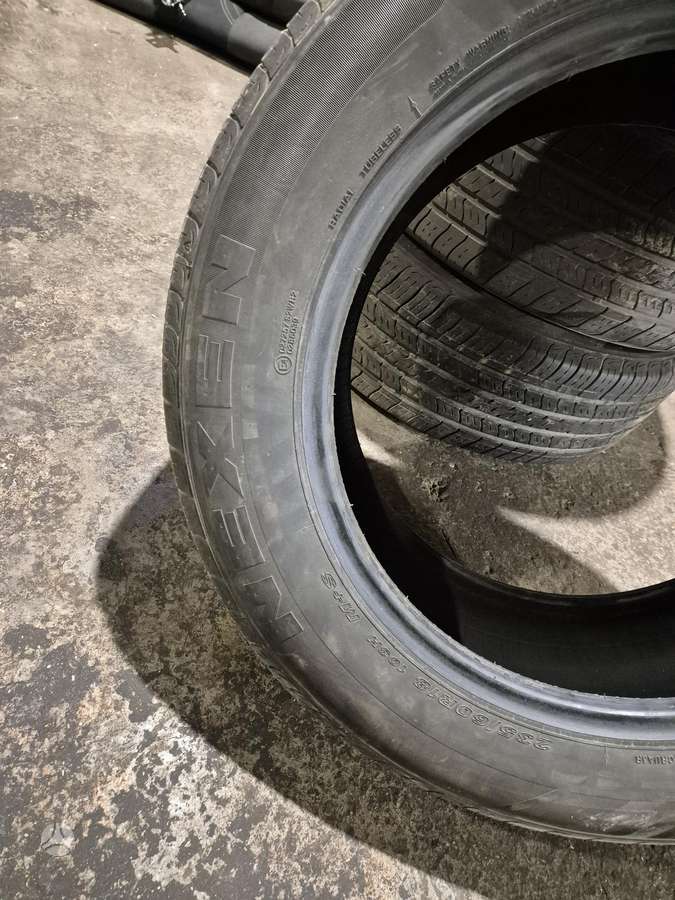 Nexen, universalios 235/60 R18