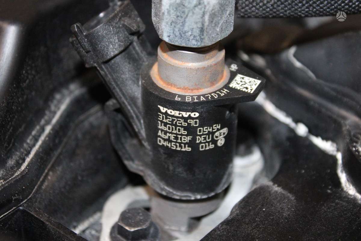 Volvo XC60, D5244T21, engine