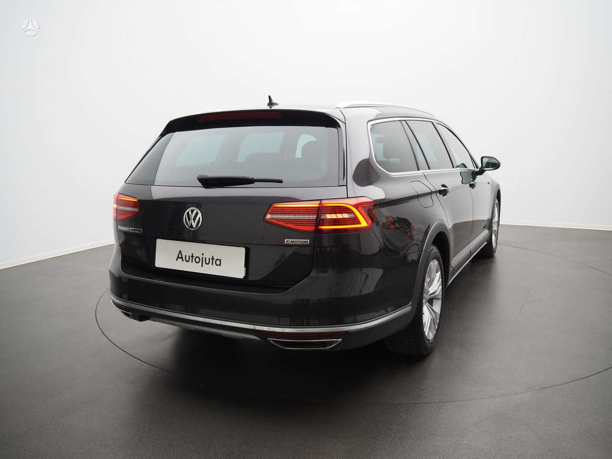 Volkswagen Passat Alltrack - 4