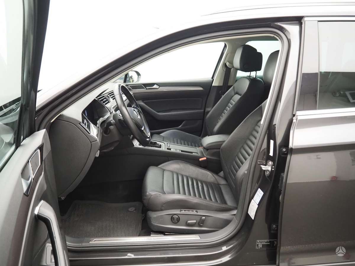 Volkswagen Passat Alltrack - 8