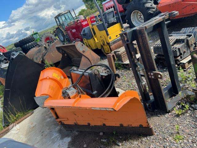 Bomag DF 40 C, paving machinery