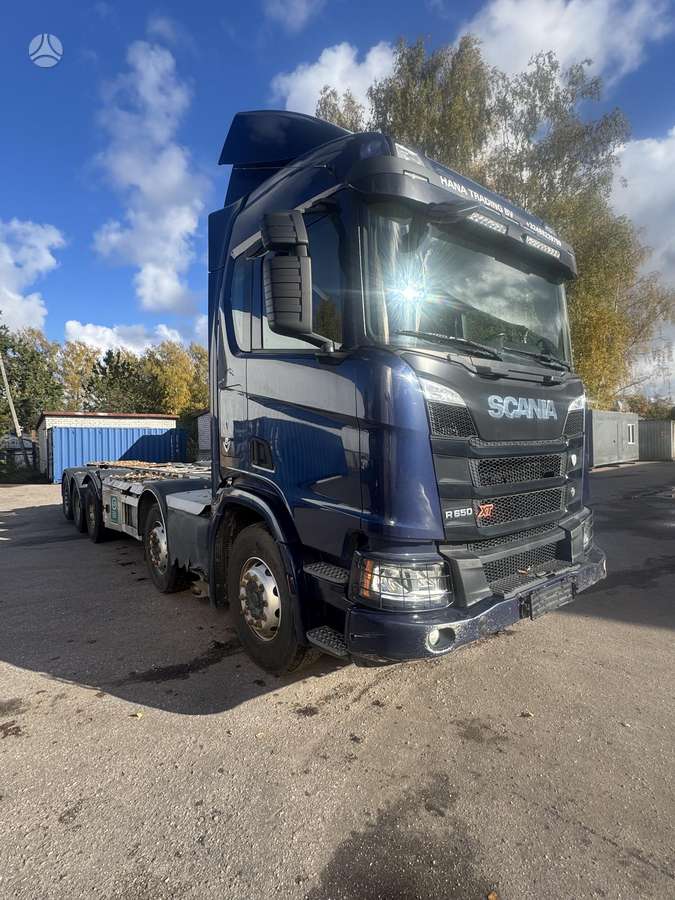 Scania R650, cab-chassis trucks