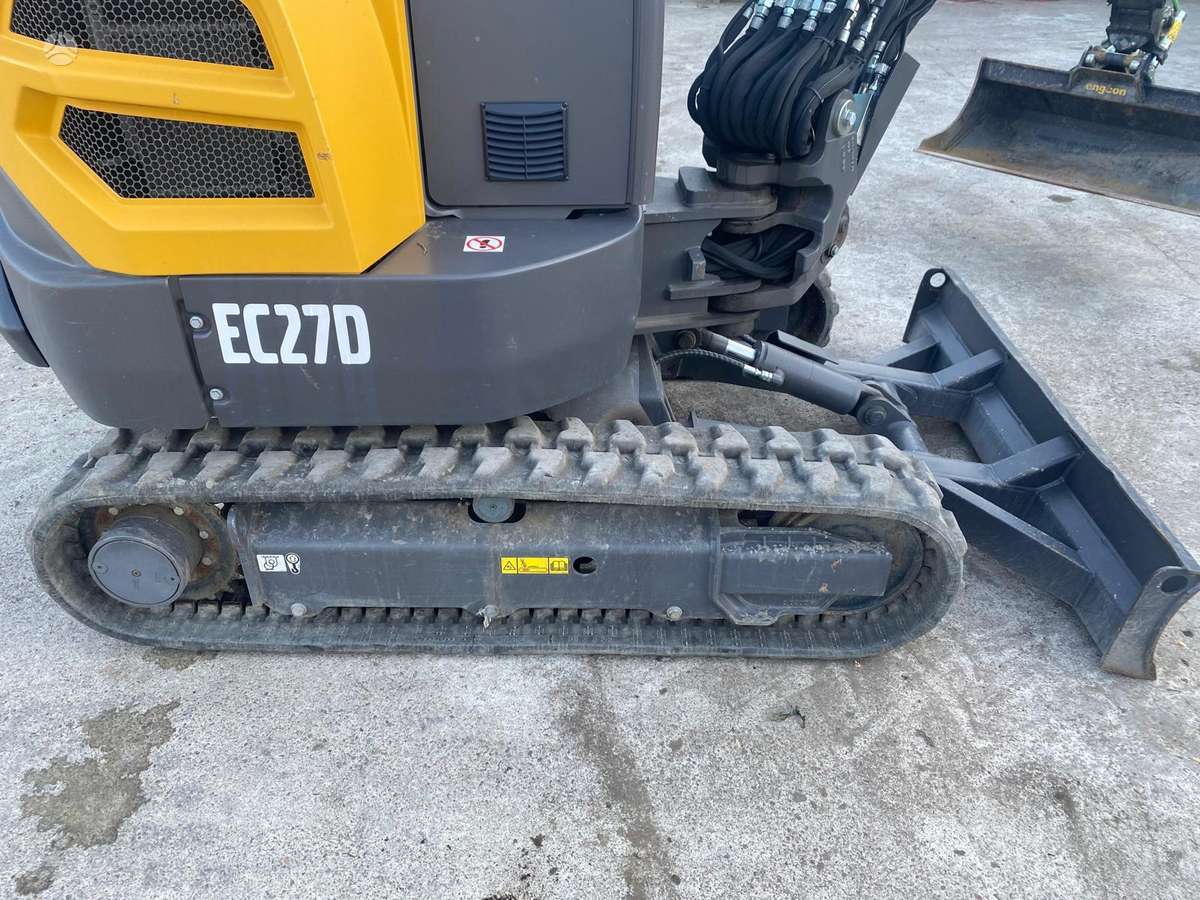 Volvo EC 27 D, мини-экскаваторы