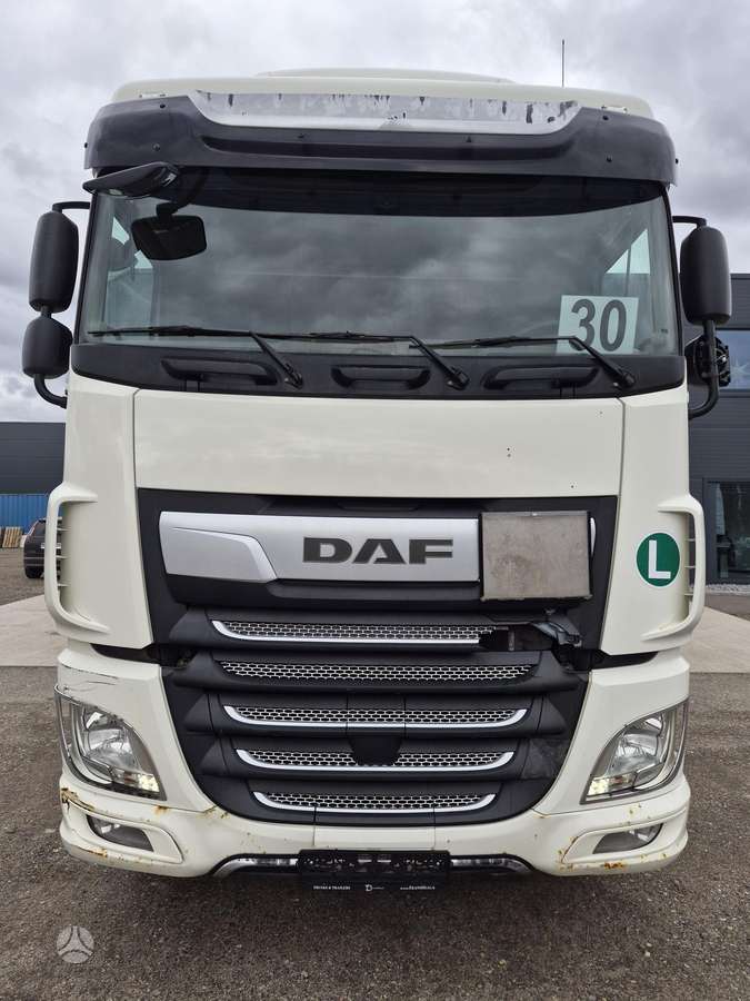 DAF XF106.480 Hidraulika, double sleeper