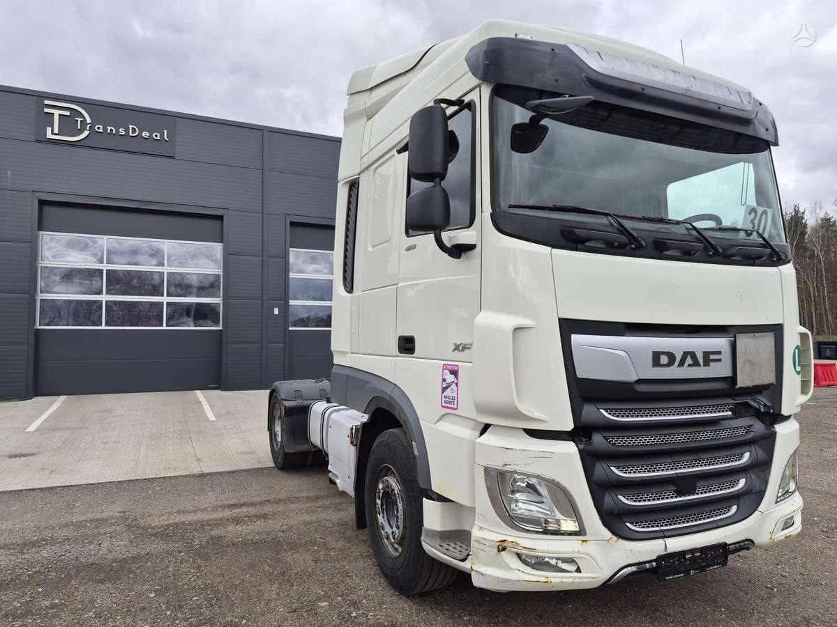 DAF XF106.480 Hidraulika, double sleeper