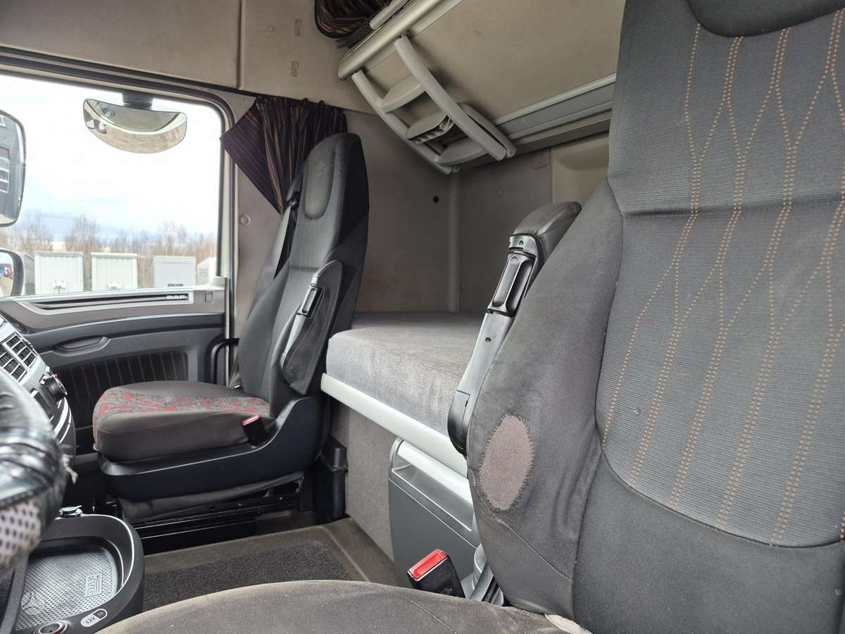DAF XF106.480 Hidraulika, double sleeper