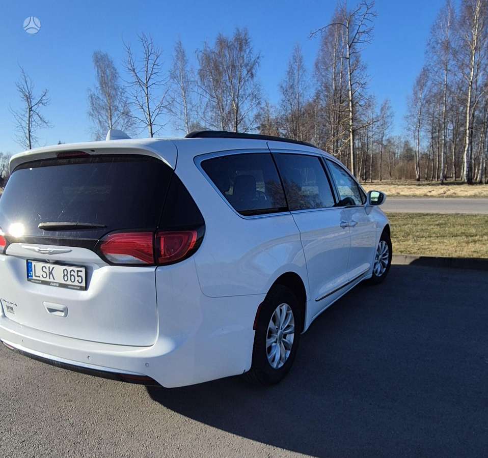 Chrysler Pacifica, 3.6 l., Минивэн
