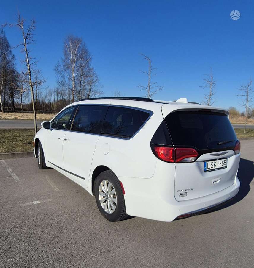 Chrysler Pacifica, 3.6 l., Минивэн