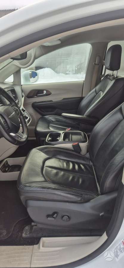 Chrysler Pacifica, 3.6 l., Минивэн