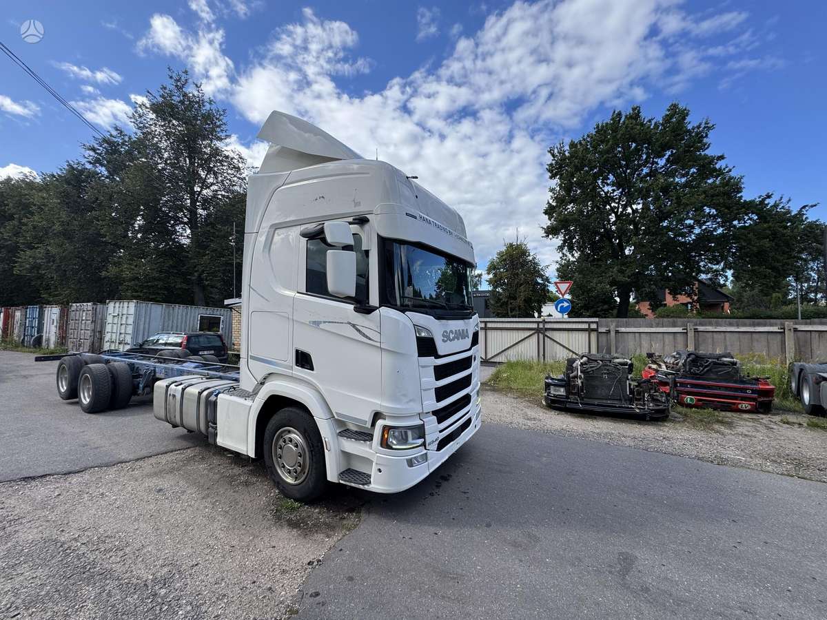 Scania R540, cab-chassis trucks