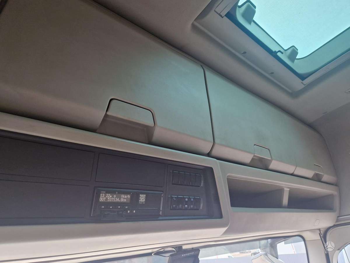 Ford F-MAX, double sleeper
