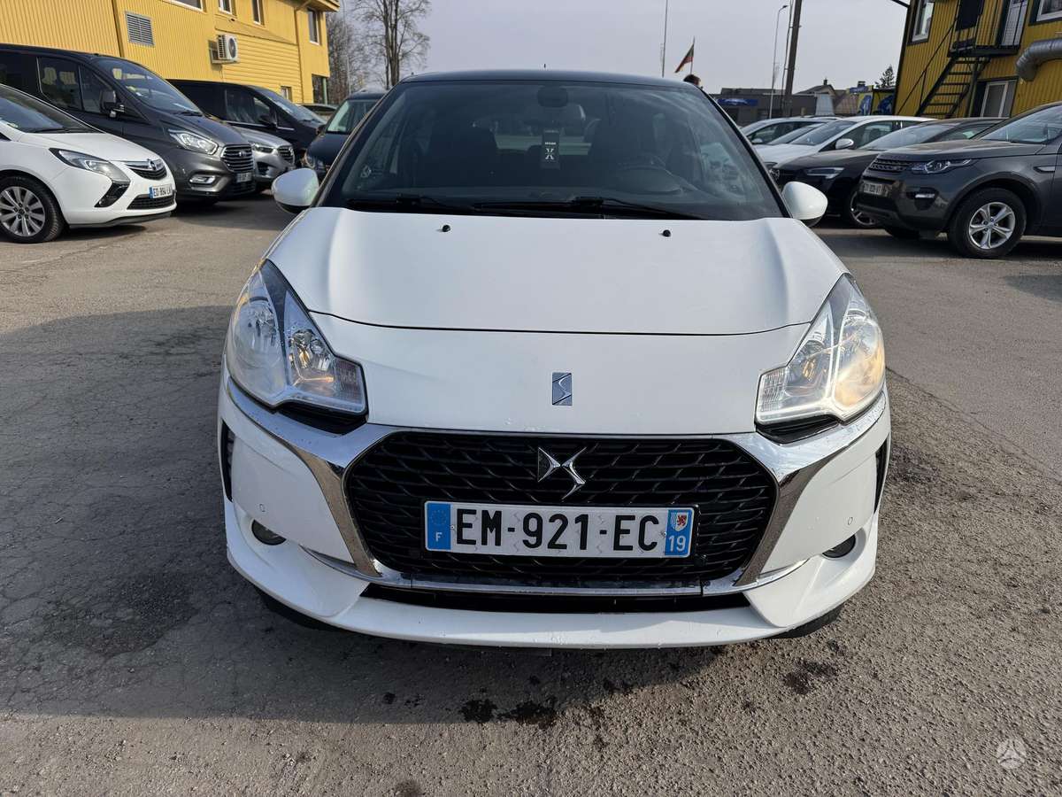 Citroen DS3, 1.2 l., hatchback