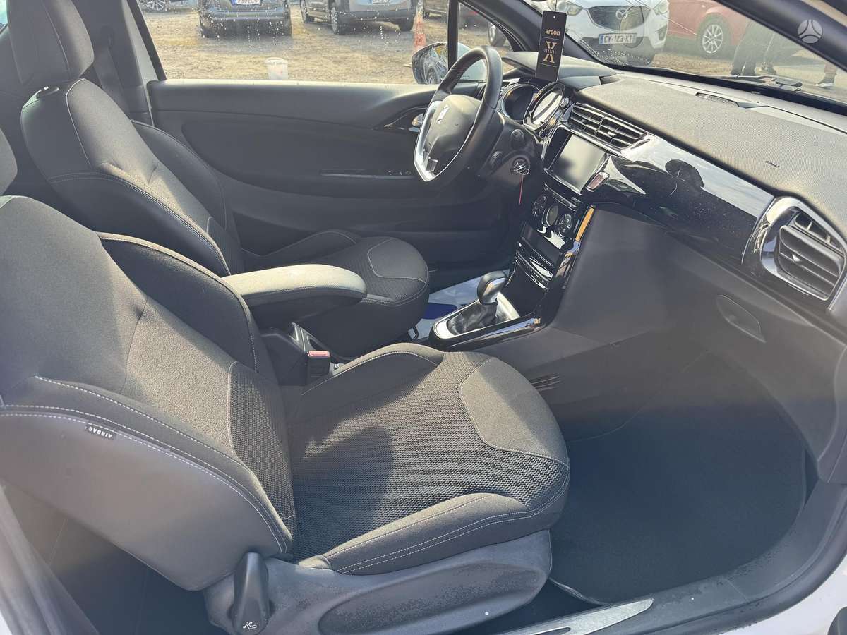 Citroen DS3, 1.2 l., hatchback