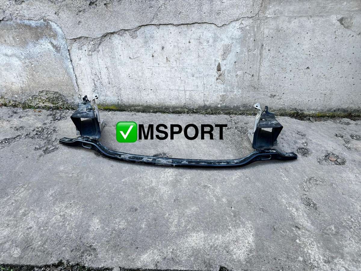 BMW 5 serija dalimis