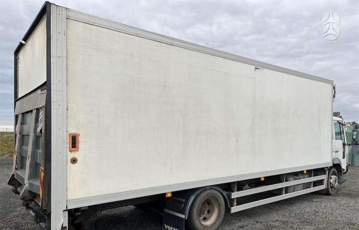Volvo FL, refrigerated trucks