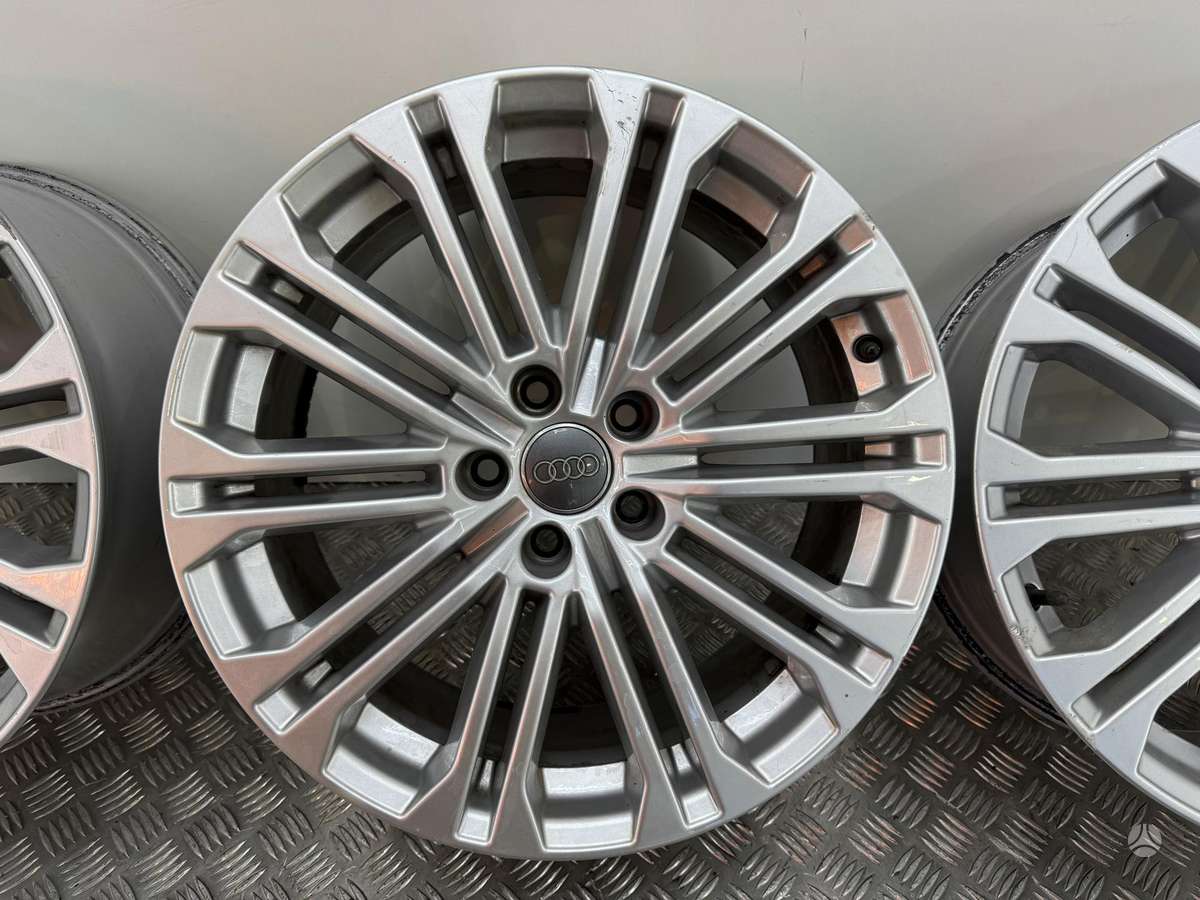 Audi A5, light alloy, R18