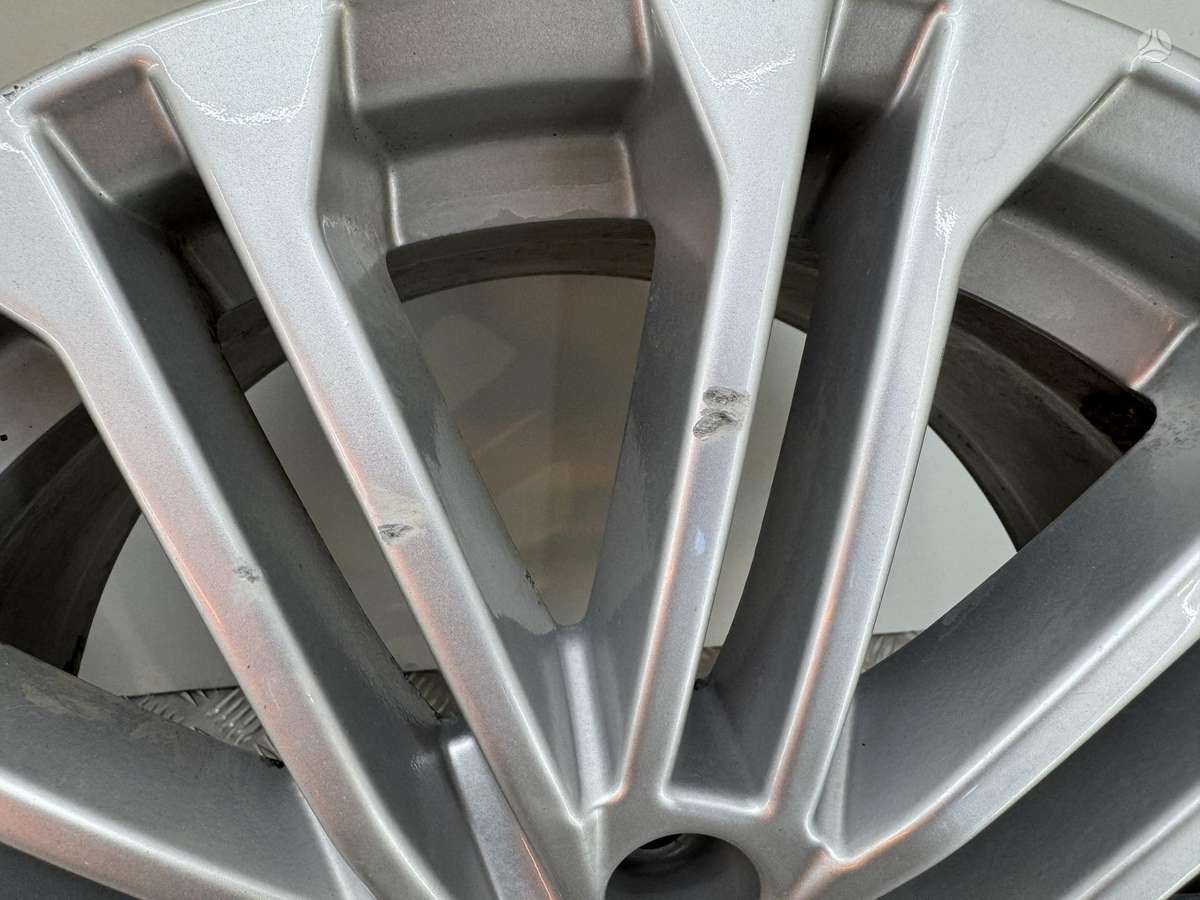 Audi A5, light alloy, R18