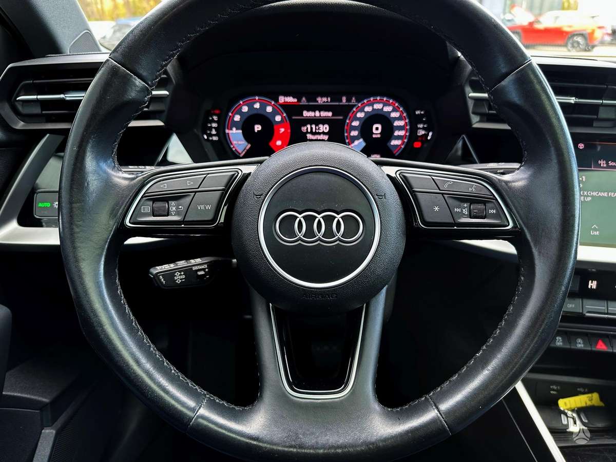 Audi A3, 1.0 l., Седан