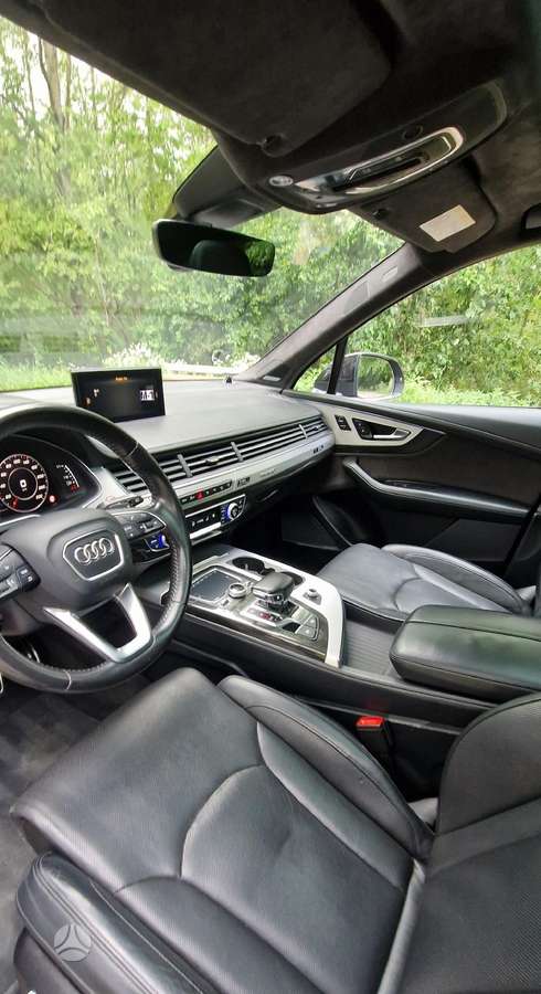 Audi SQ7, 4.0 l., Внедорожник / Кроссовер