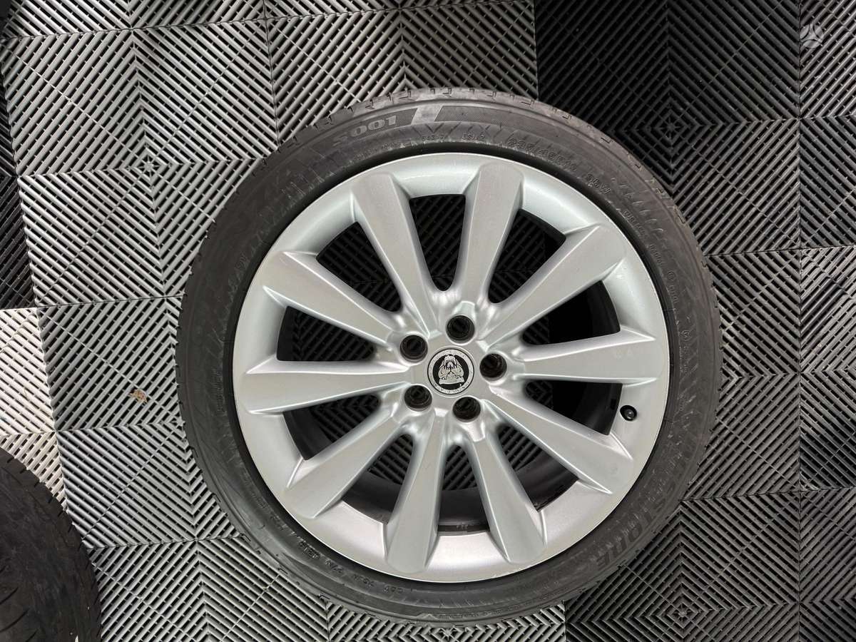 Jaguar, light alloy, R19