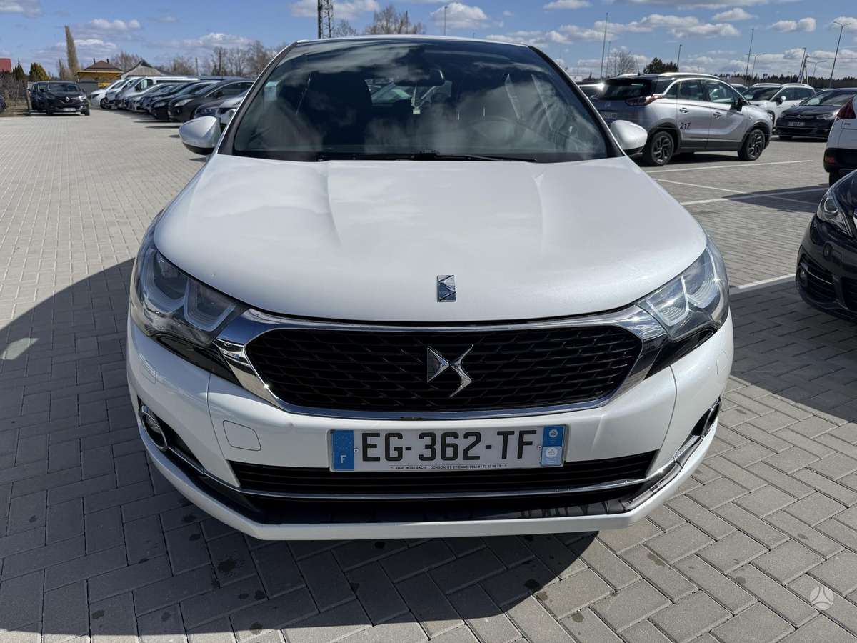 Citroen DS4, 1.6 l., Хэтчбек