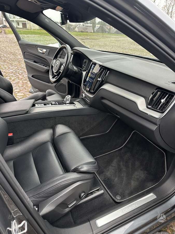 Volvo XC60 - 10