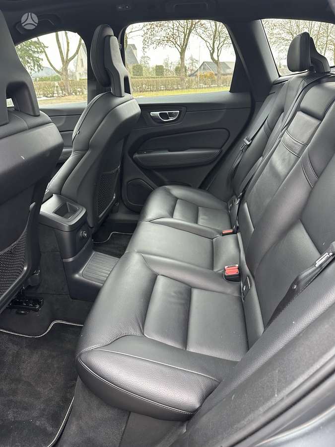 Volvo XC60 - 12
