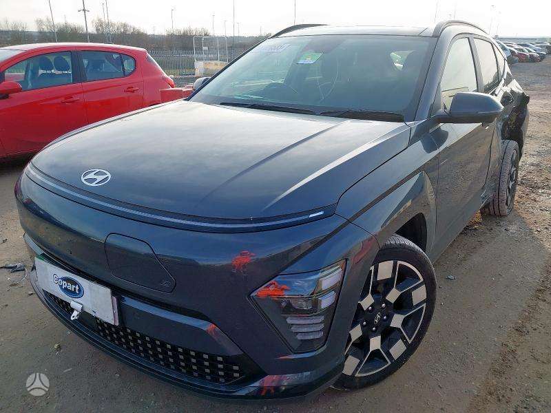 Hyundai Kona по частям