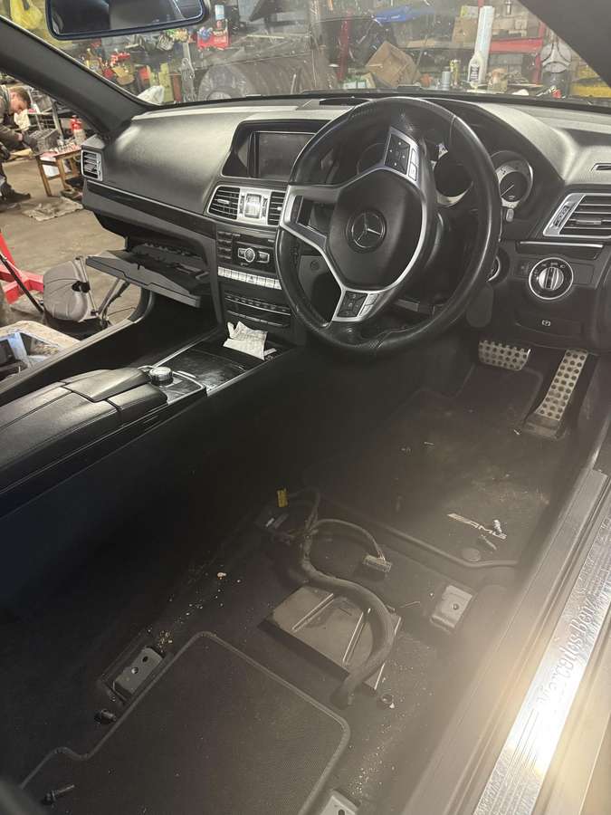 Mercedes-Benz E350