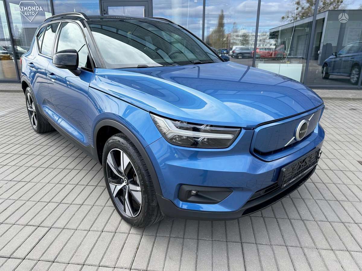 Volvo XC40 - 2