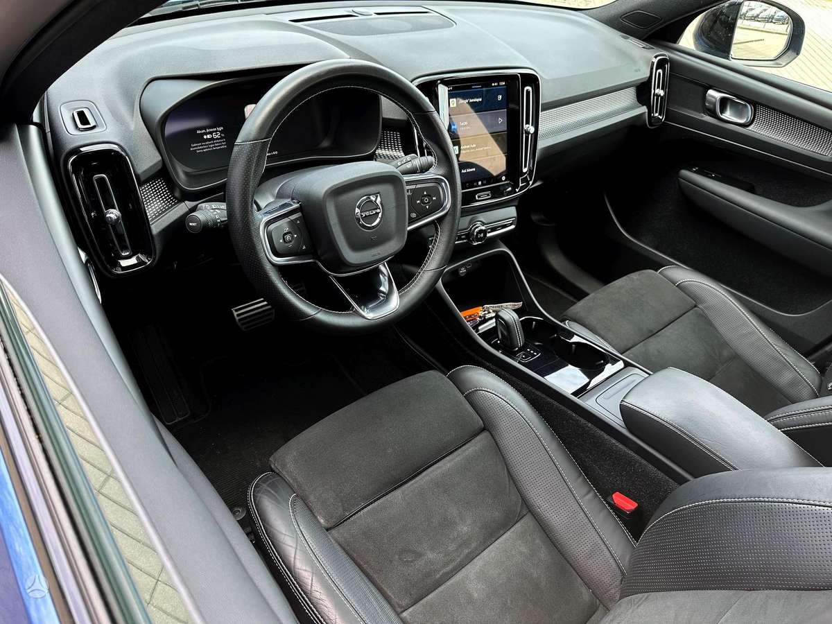 Volvo XC40 - 7