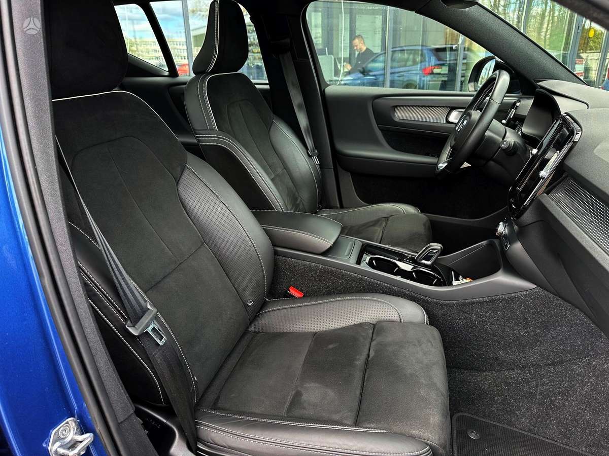 Volvo XC40 - 12