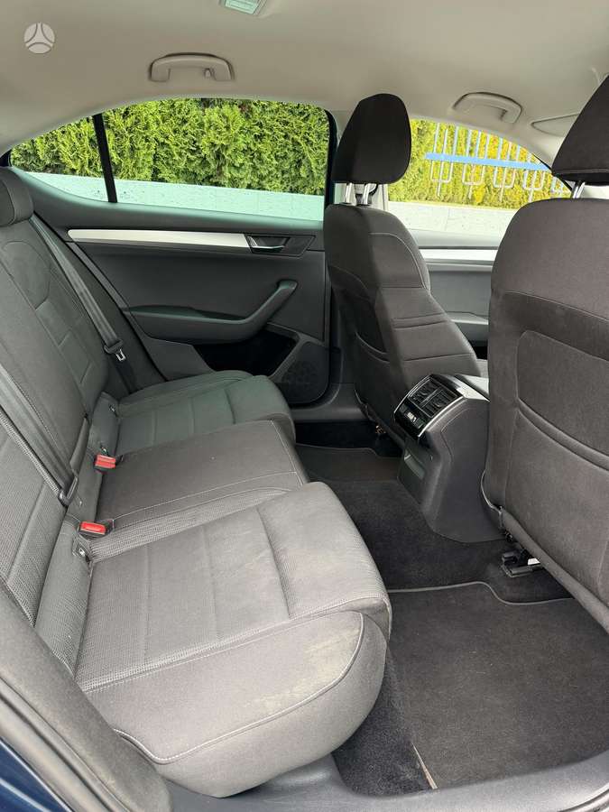 Skoda Superb, 1.8 l., Хэтчбек