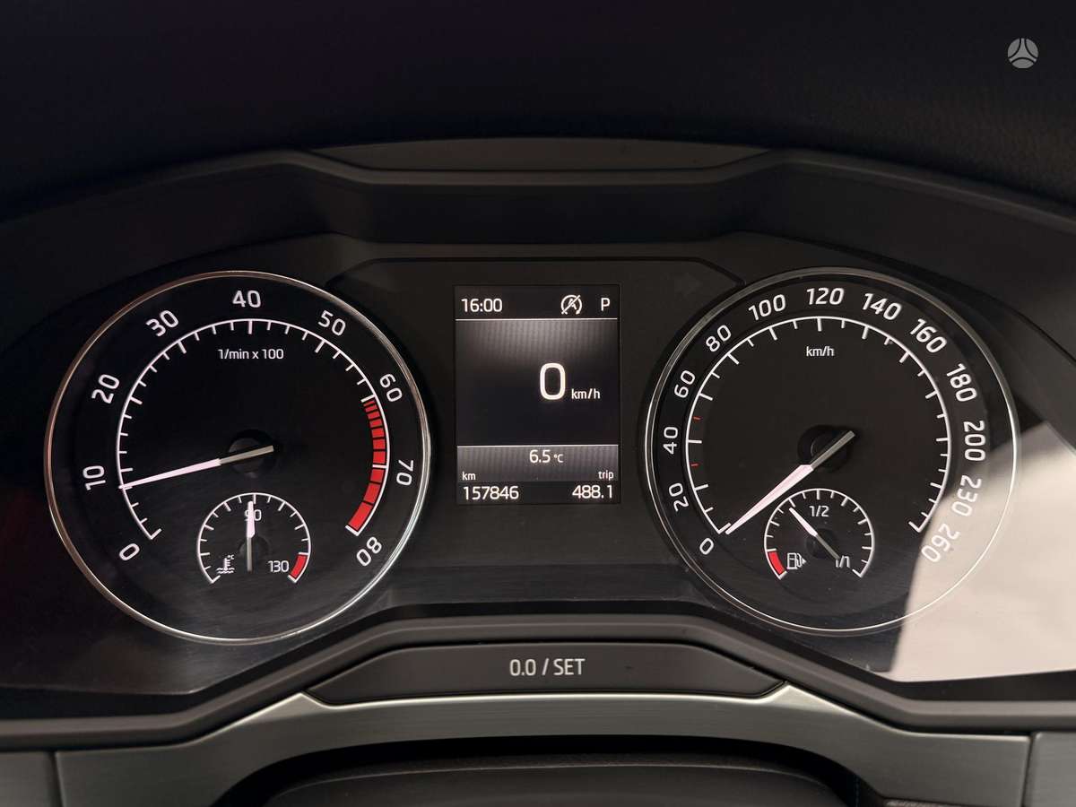 Skoda Superb, 1.8 l., Хэтчбек