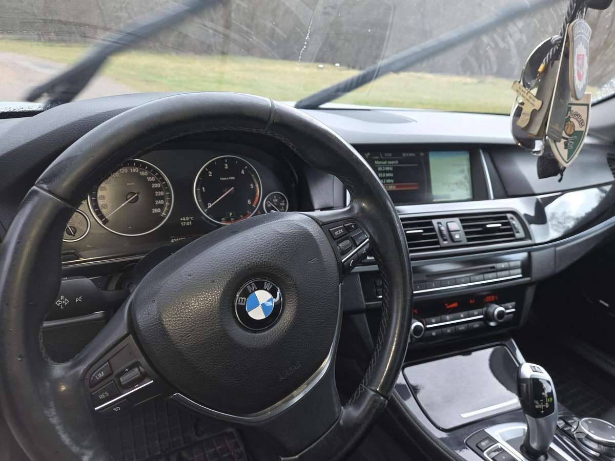 BMW 520, 2.0 l., wagon