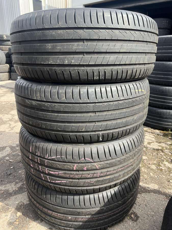 Pirelli Scorpion, summer 255/45 R19