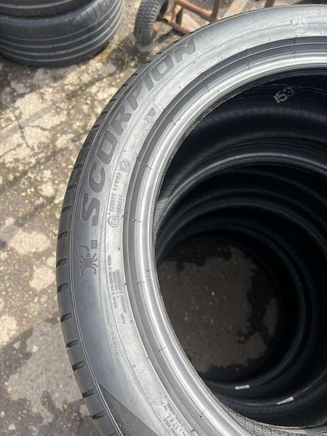 Pirelli Scorpion, summer 255/45 R19