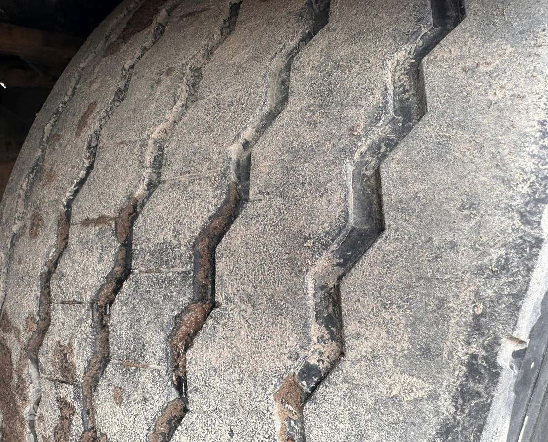 Krone Mega, užuolaidinės / tentinės