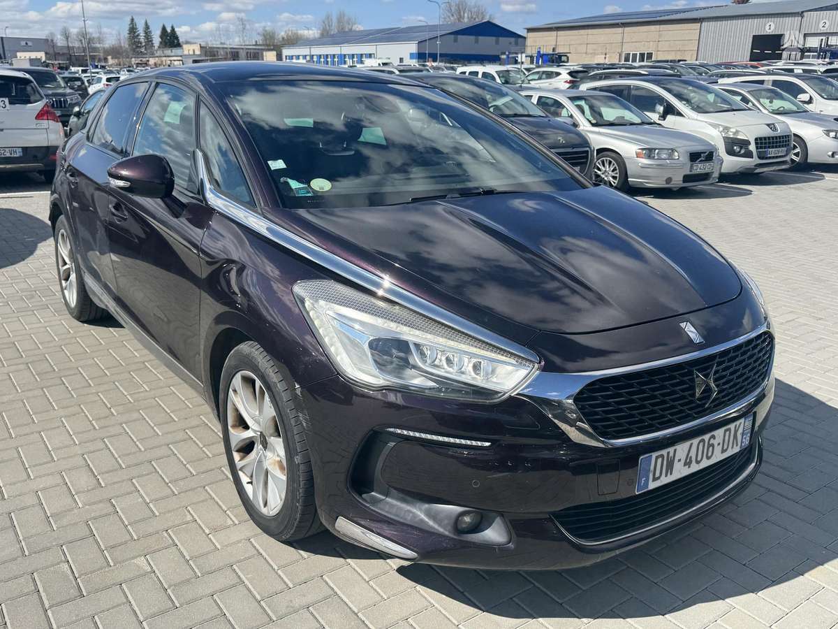 Citroen DS5, 2.0 l., hatchback
