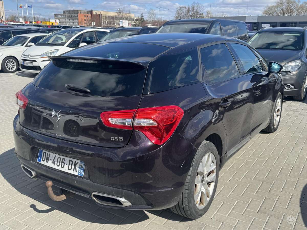 Citroen DS5, 2.0 l., hatchback