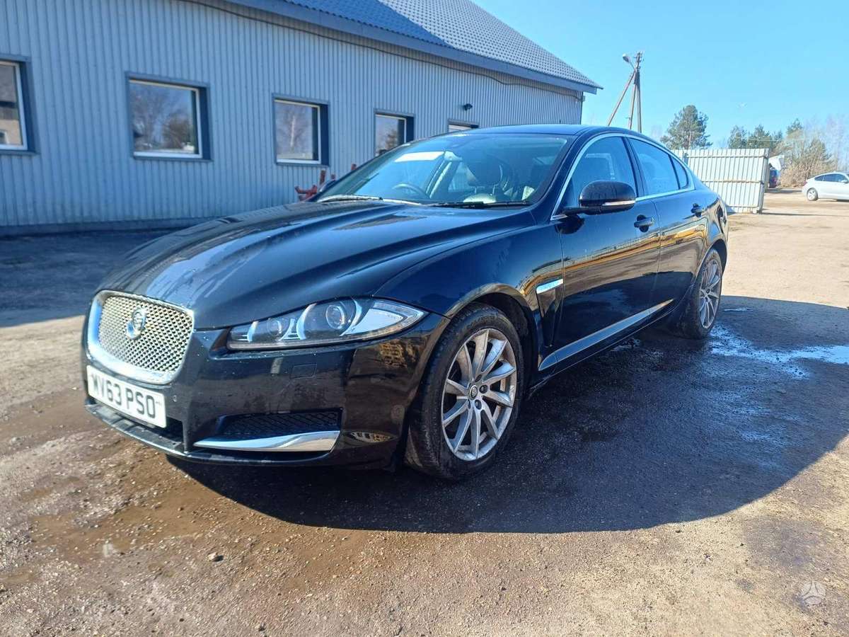 Jaguar XF rezerves daļās. Engine code 224dt color code pel
