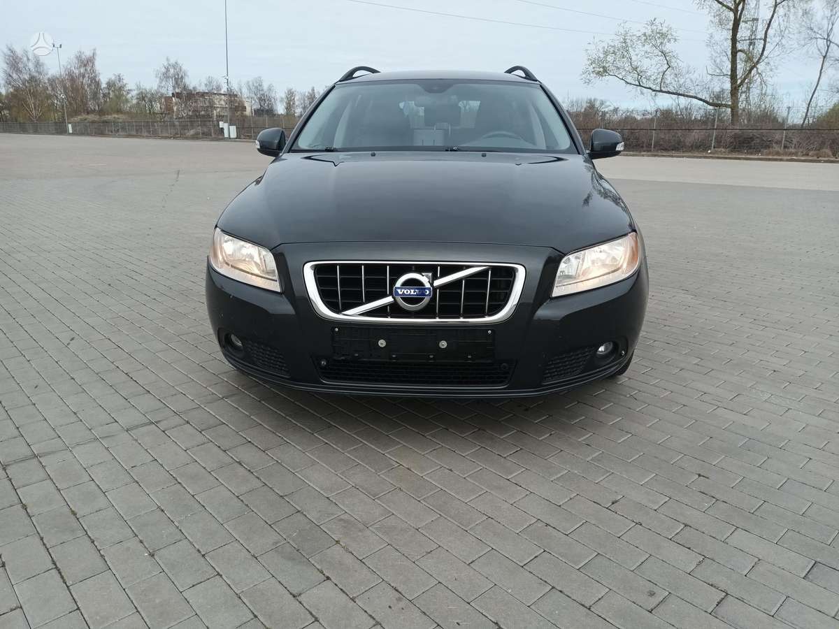 Volvo V70, 2.0 l., Универсал