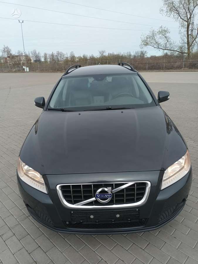 Volvo V70, 2.0 l., Универсал