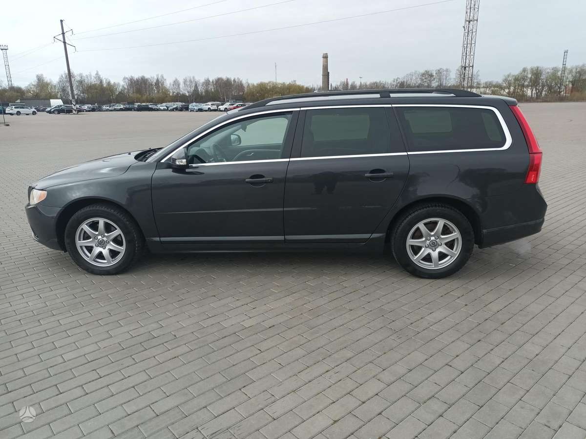 Volvo V70, 2.0 l., Универсал